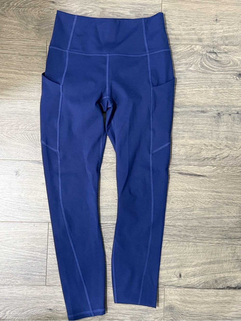 Fabletics Cropped Navy Pocket Leggings - XS